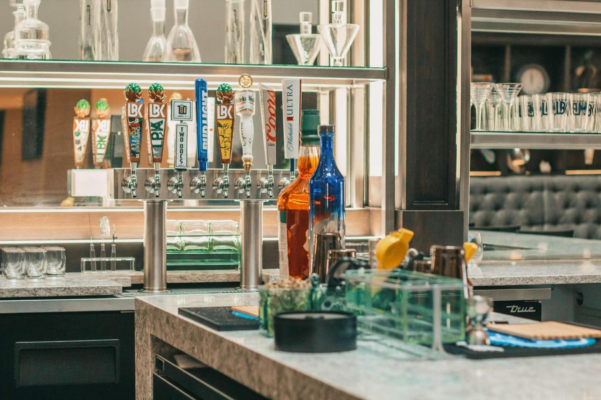 Doubletree By Hilton Lubbock - University Area Esterno foto